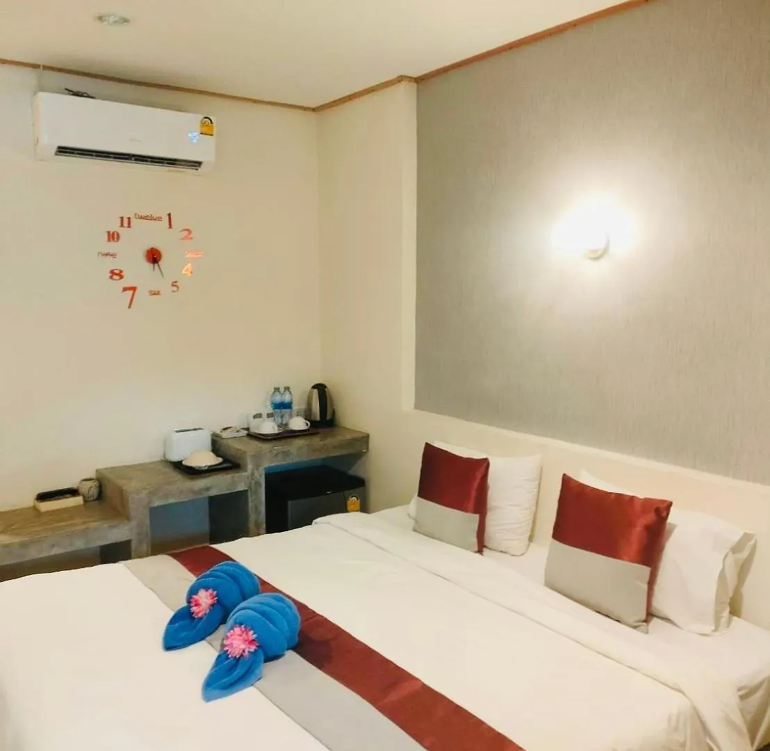 **  Andawa Lanta Resort Koh Lanta Thailand